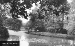 The Lake, Barclays Park c.1955, Hoddesdon