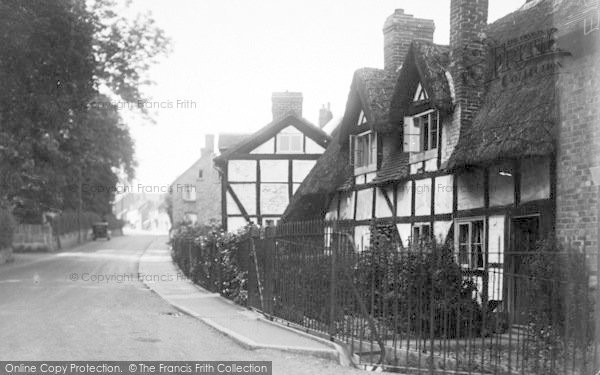 Photo of Hodnet, Whitewash And Thatch c.1935