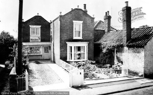 Photo of Hogsthorpe, The Wool Shop c.1960