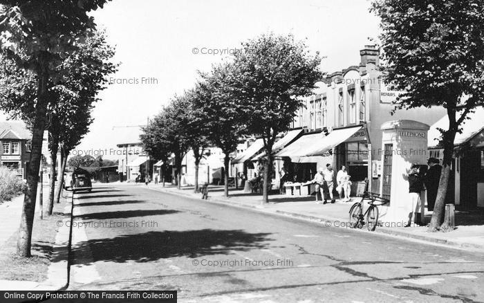 Photo of Holland On Sea, Kings Avenue c.1960