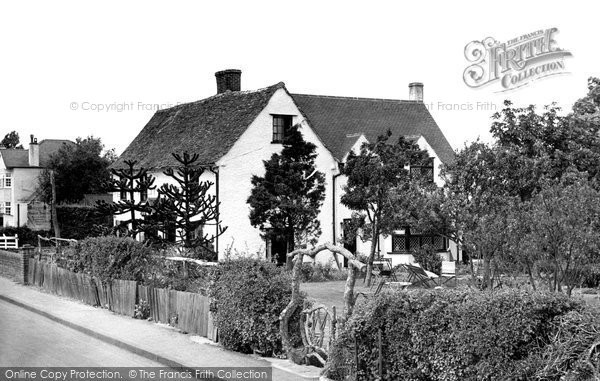 Photo of Holland-on-Sea, Oakwood Hall c1950