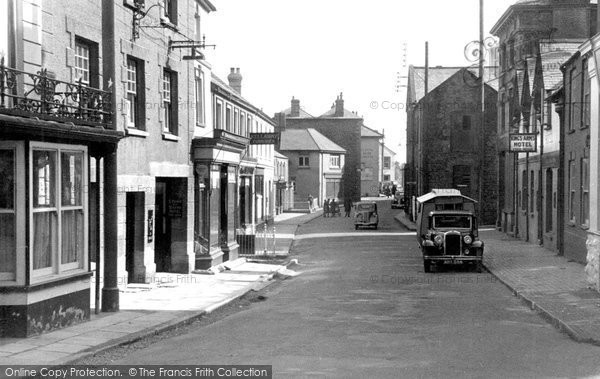 Photo of Holsworthy, Fore Street c.1950