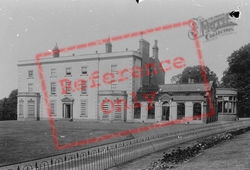 Bayfield Hall 1896, Holt