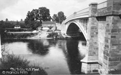 The Bridge c.1950, Holt Fleet