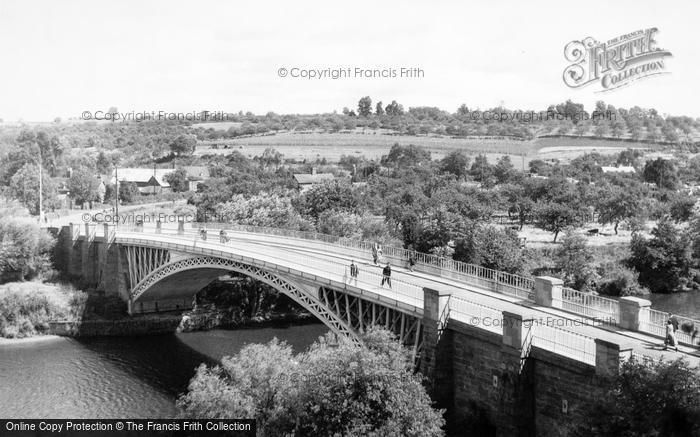 Photo of Holt Fleet, The Bridge c.1955 Francis Frith