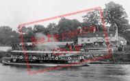 The Holt Fleet Hotel 1899, Holt Fleet