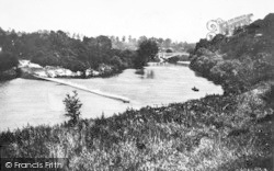 The River c.1950, Holt Fleet