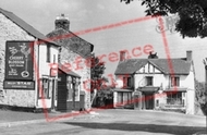 The Village c.1950, Holt