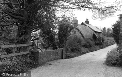 Neatham Lane c.1960, Holybourne