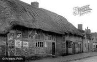 Old Cottage 1898, Holybourne
