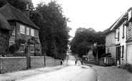 The London Road 1898, Holybourne