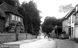 The London Road 1898, Holybourne