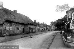 The Village 1898, Holybourne
