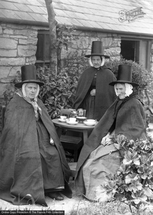 Holyhead, Ladies in Welsh Costumes 1894