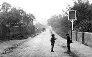 Sturt Green 1909, Holyport