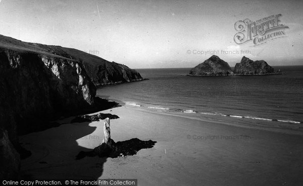 Photo of Holywell Bay, Pinnacle Rock From The Caves c.1960