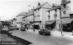 High Street c.1960, Holywell