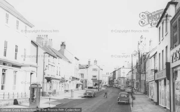 Photo of Holywell, High Street c.1960