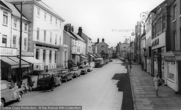Photo of Holywell, High Street c.1960