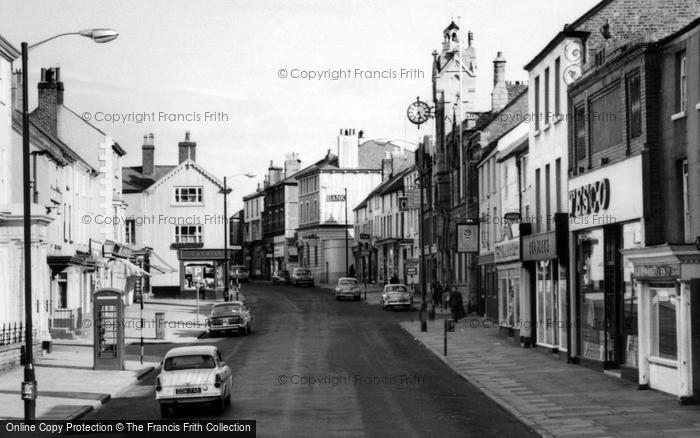 Photo of Holywell, High Street c.1960