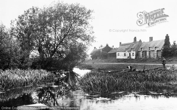 Photo of Holywell, The Great Ouse 1914