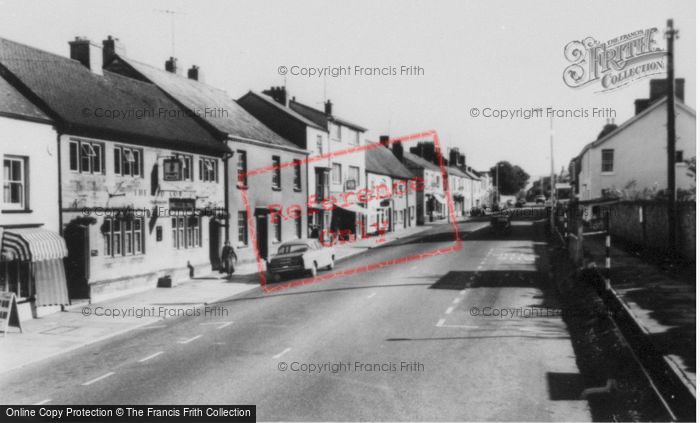 Photo of Honiton, East End c.1960