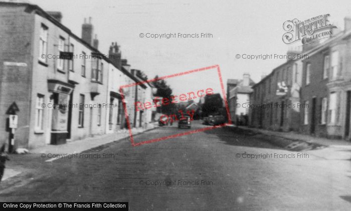 Photo of Honiton, High Street c.1950