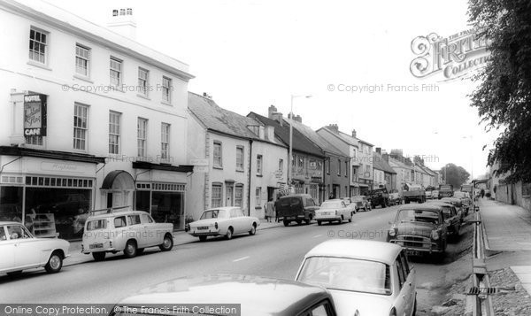 Photo of Honiton, High Street c.1965
