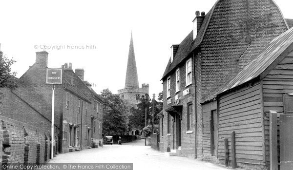 Photo of Hoo, St Werburgh Church And Chequers Hotel c.1950