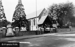 St Paul's Church c.1960, Hook