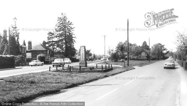 Photo of Hook, The Green And Memorial c.1965