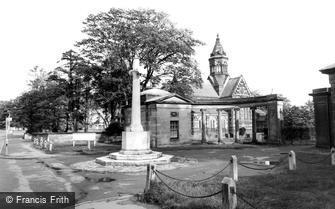 Hooton, the Memorial and St Paul's Church c1960