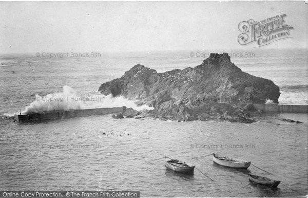 Photo of Hope Cove, Breakwater 1925