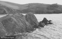 Shippens And Bolt Tail c.1955, Hope Cove