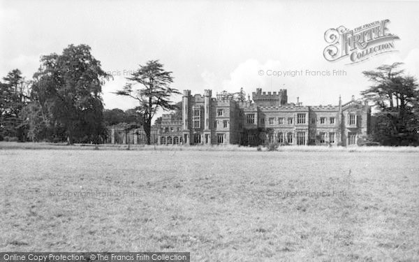 Photo of Hope Under Dinmore, Hampton Court c.1955