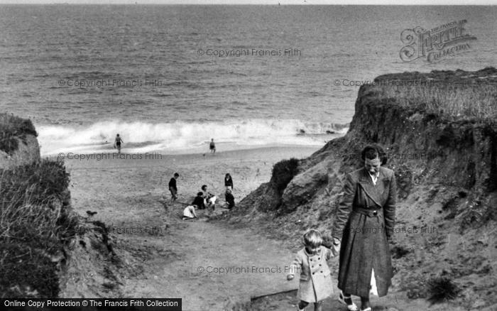 Photo of Hopton, Beach Approach c.1955