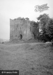 The Castle 1952, Hopton Castle