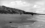 Hopton, The Beach c.1955, Hopton On Sea
