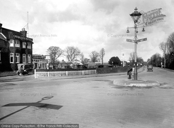 Photo of Horley, Chequers Corner 1927