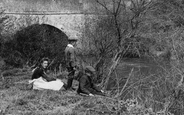 Lazy Days 1906, Horley