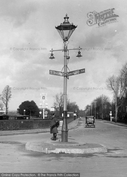 Photo of Horley, Street Lamp, Chequers Corner 1927