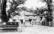 Horley, the Chequers 1905