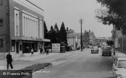The Regent, Victoria Road c.1960, Horley