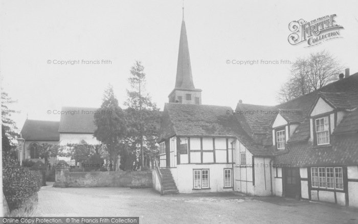 Photo of Horley, The Six Bells 1933