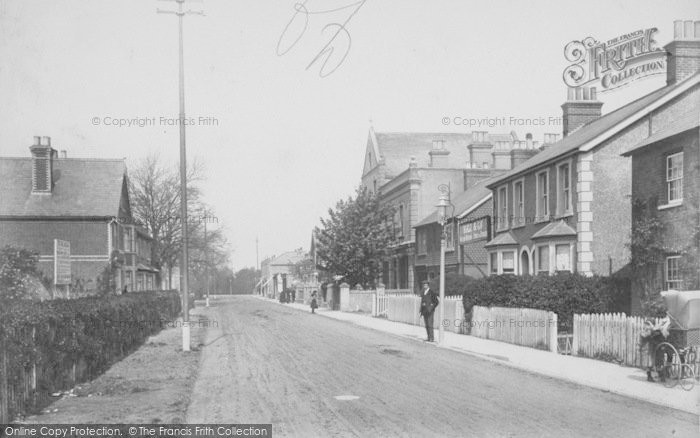 Photo of Horley, Victoria Road 1905