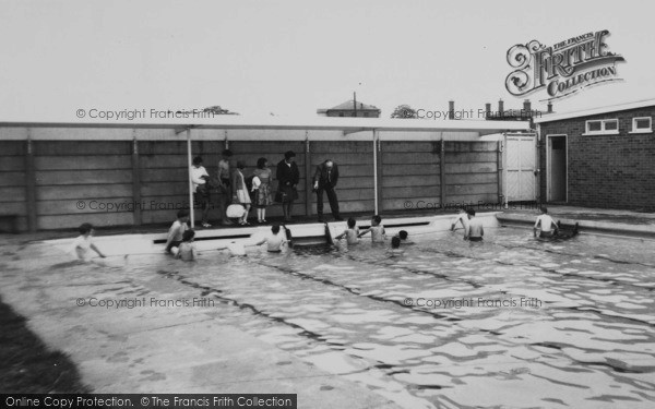 Photo of Horncastle, Swimming Lesson c.1965