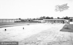 Swimming Pool c.1965, Horncastle