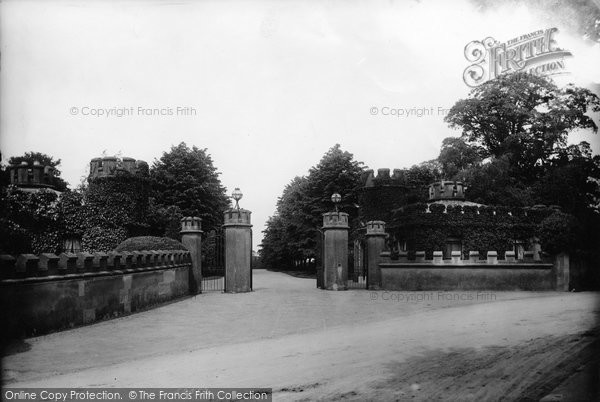 Photo of Hornchurch, Grey Towers Entrance 1908
