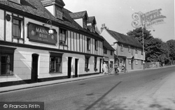 Hornchurch, High Street towards Upminster c1950