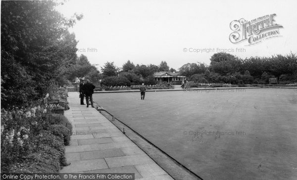 Photo of Hornchurch, The Bowling Green, Haynes Park c.1965